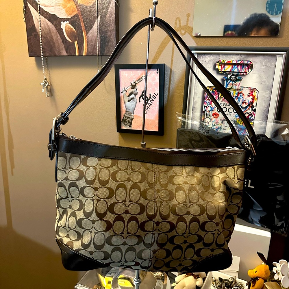 EUC - Coach Tote Bag with free wristlet